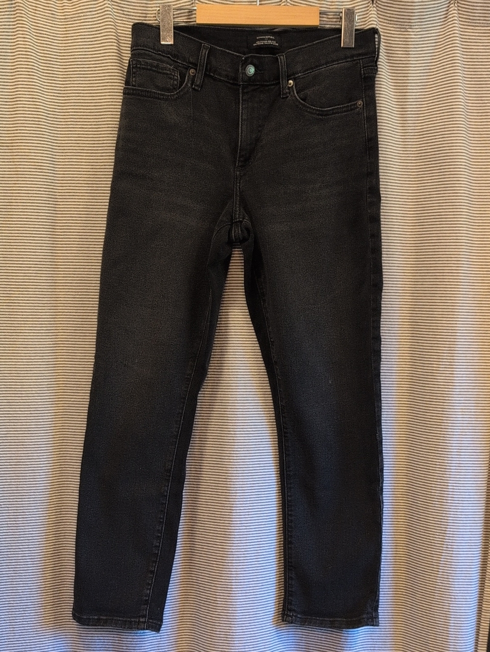 Banana Republic girlfriend mid-rise - straight leg jeans